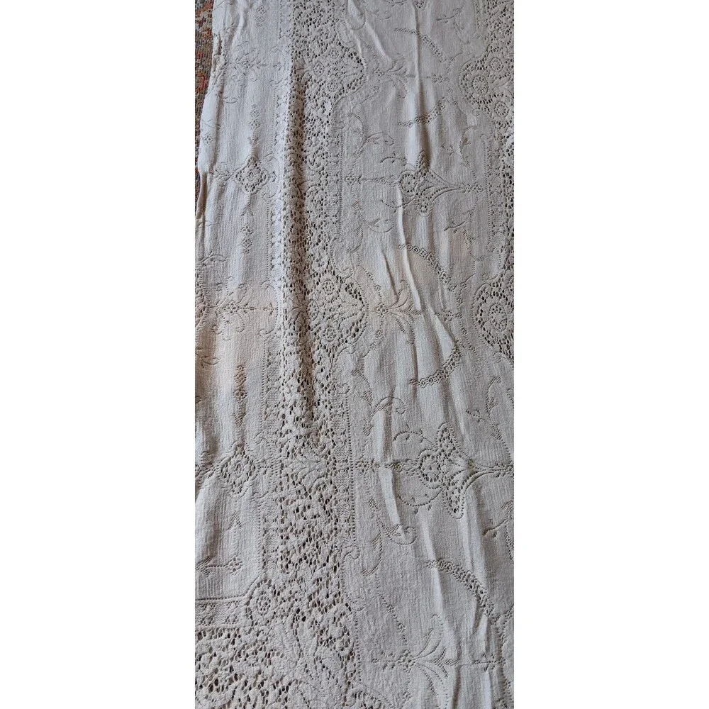 Vintage Victorian Crochet Long Formal Table Cover 136